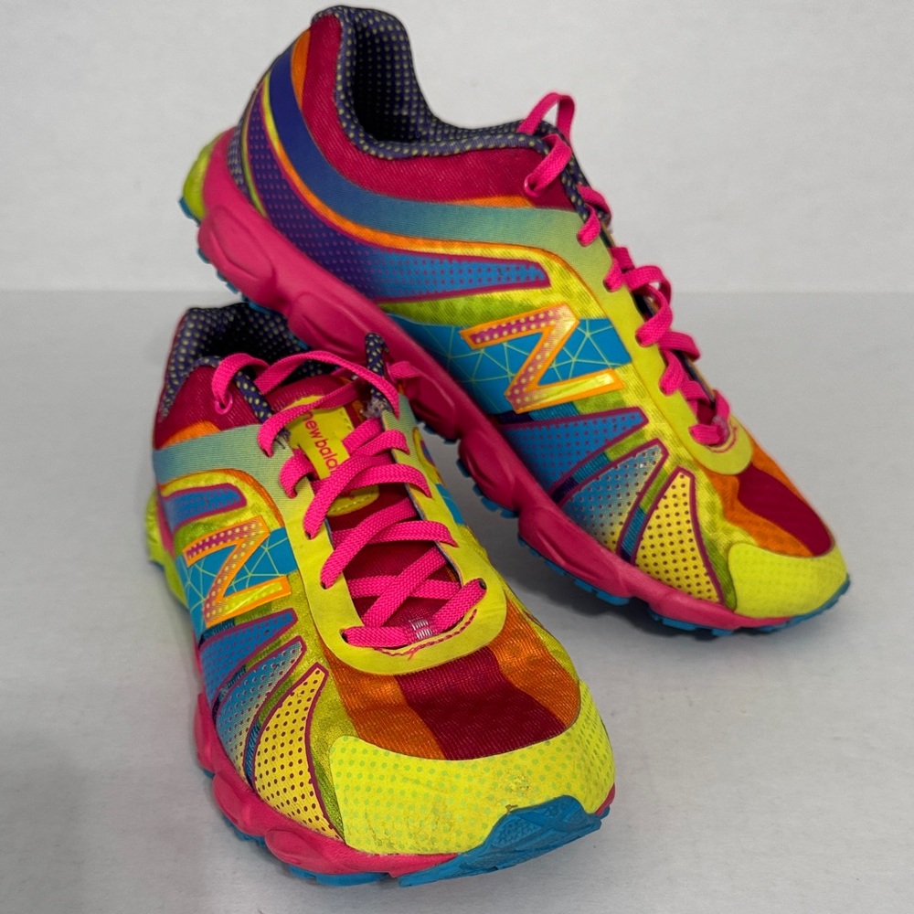 New Balance Rainbow Sneakers/Tennis Shoes Lightweight Multicolor Girls Sz 5.5